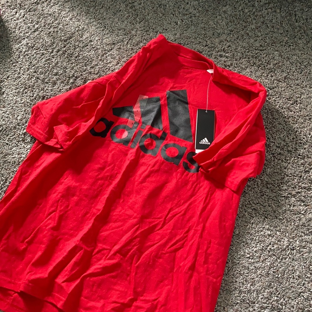 Red T shirt